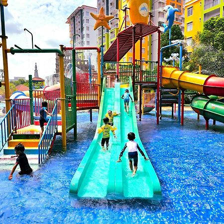 By Lg Water Themepark Suites Melaka By Ggm Екстер'єр фото