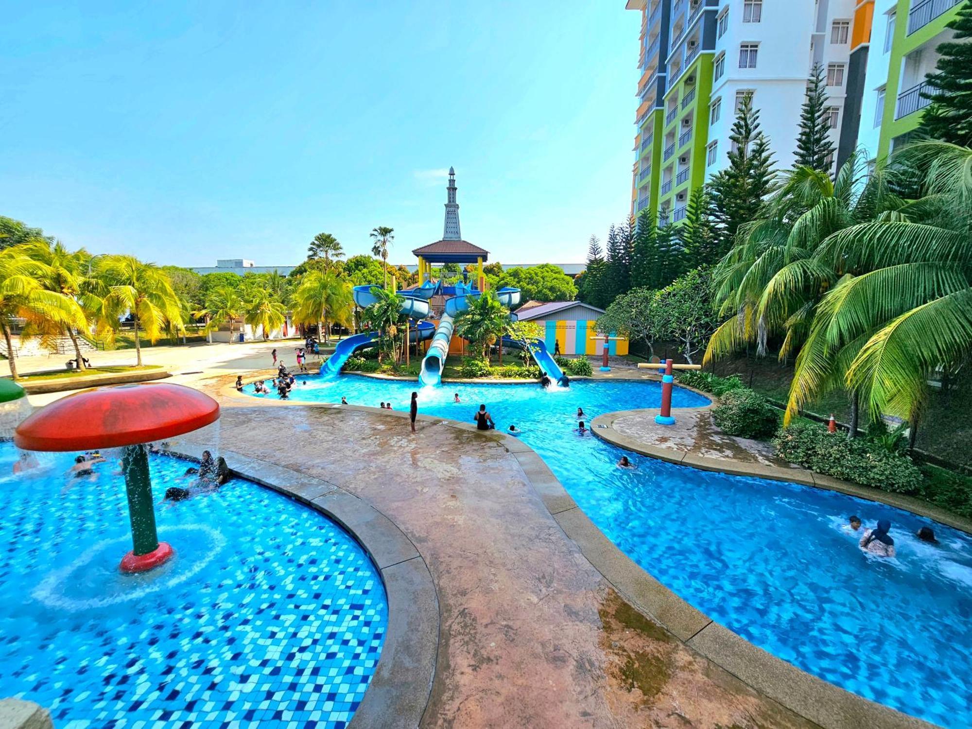 By Lg Water Themepark Suites Melaka By Ggm Екстер'єр фото